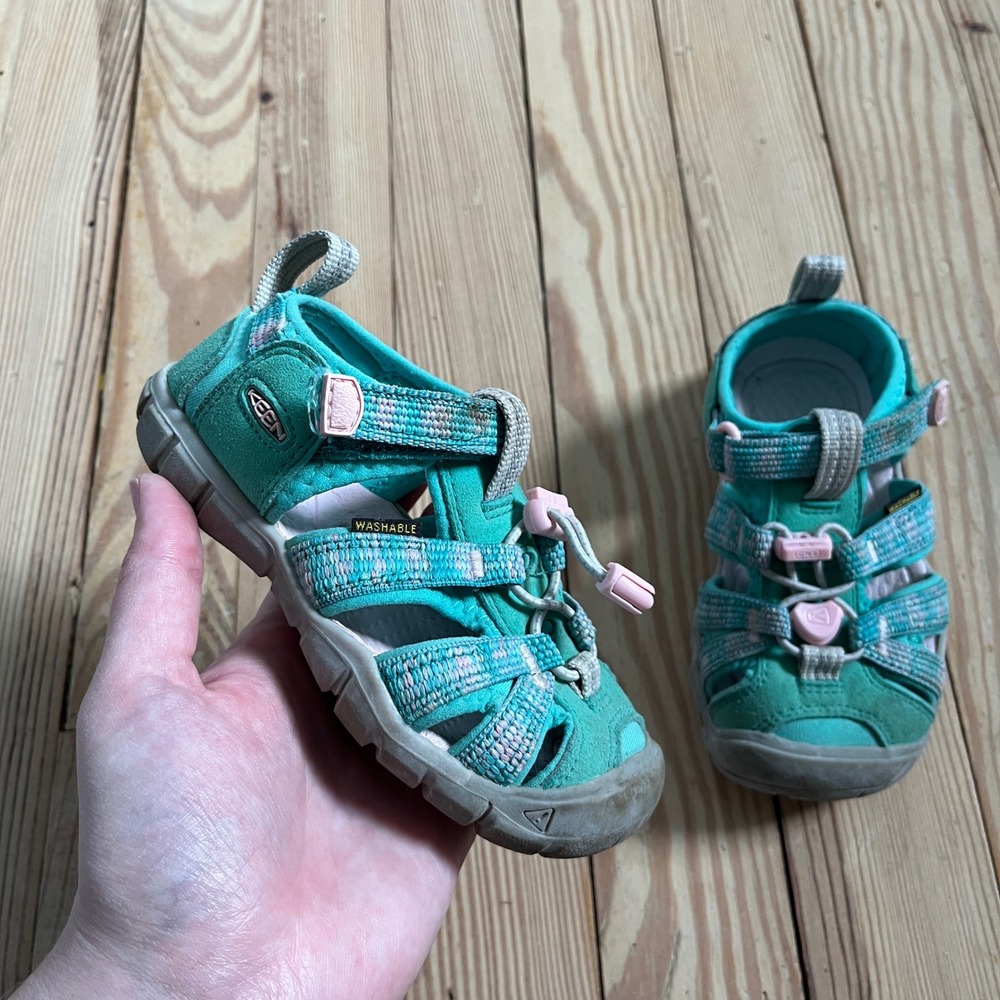 Keen Seacamp II CNX Sandals Toddler Size 9 Teal Pink Water Shoes Hiking Sport